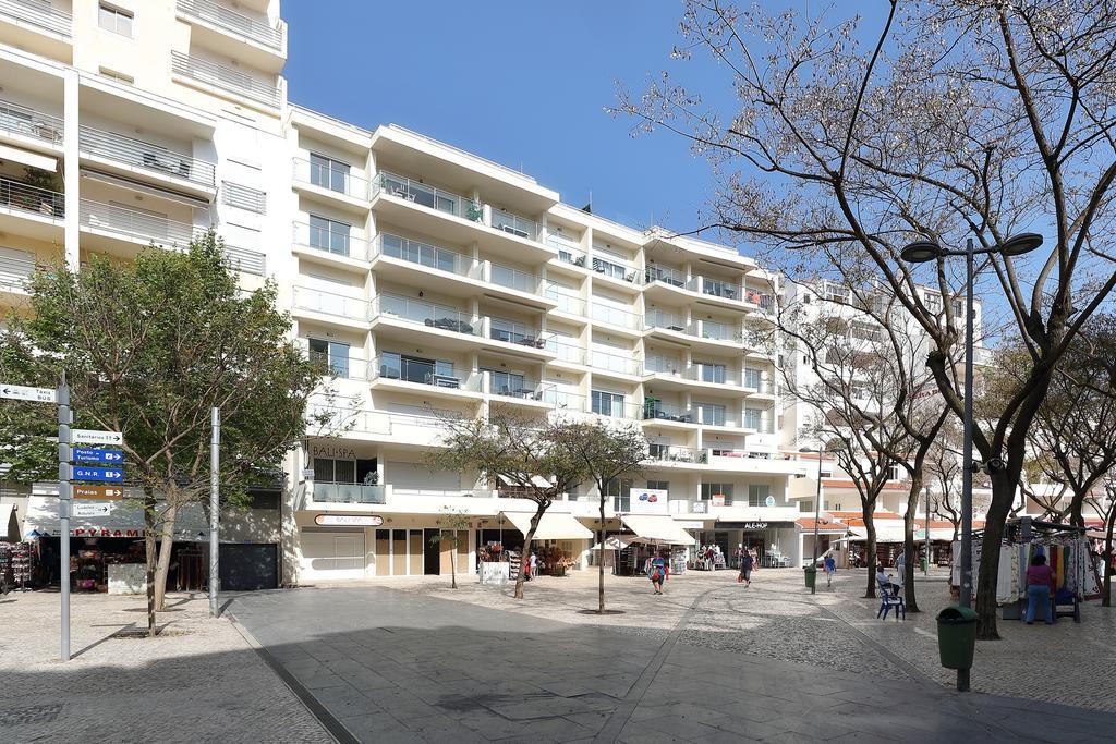 Original 3 Bedroom Downtown Albufeira Eksteriør billede