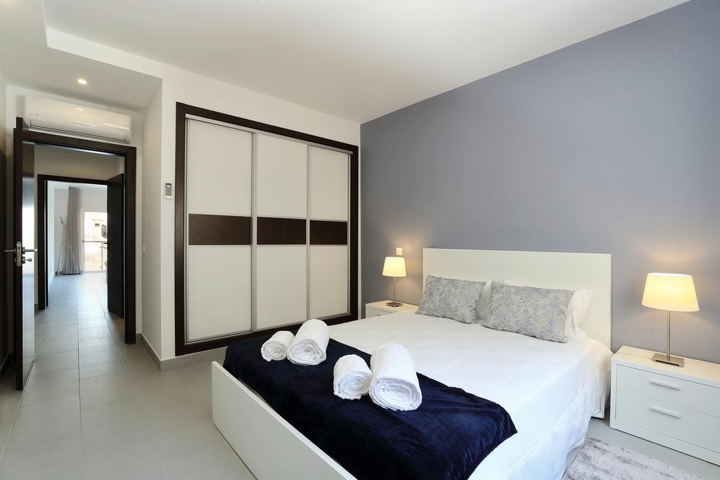 Original 3 Bedroom Downtown Albufeira Eksteriør billede
